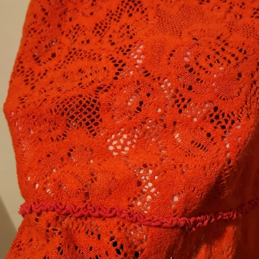 ❤️ FREE PEOPLE NOT COLD IN THIS LACE TOP, VIBRANT ORANGE, MEDIUM